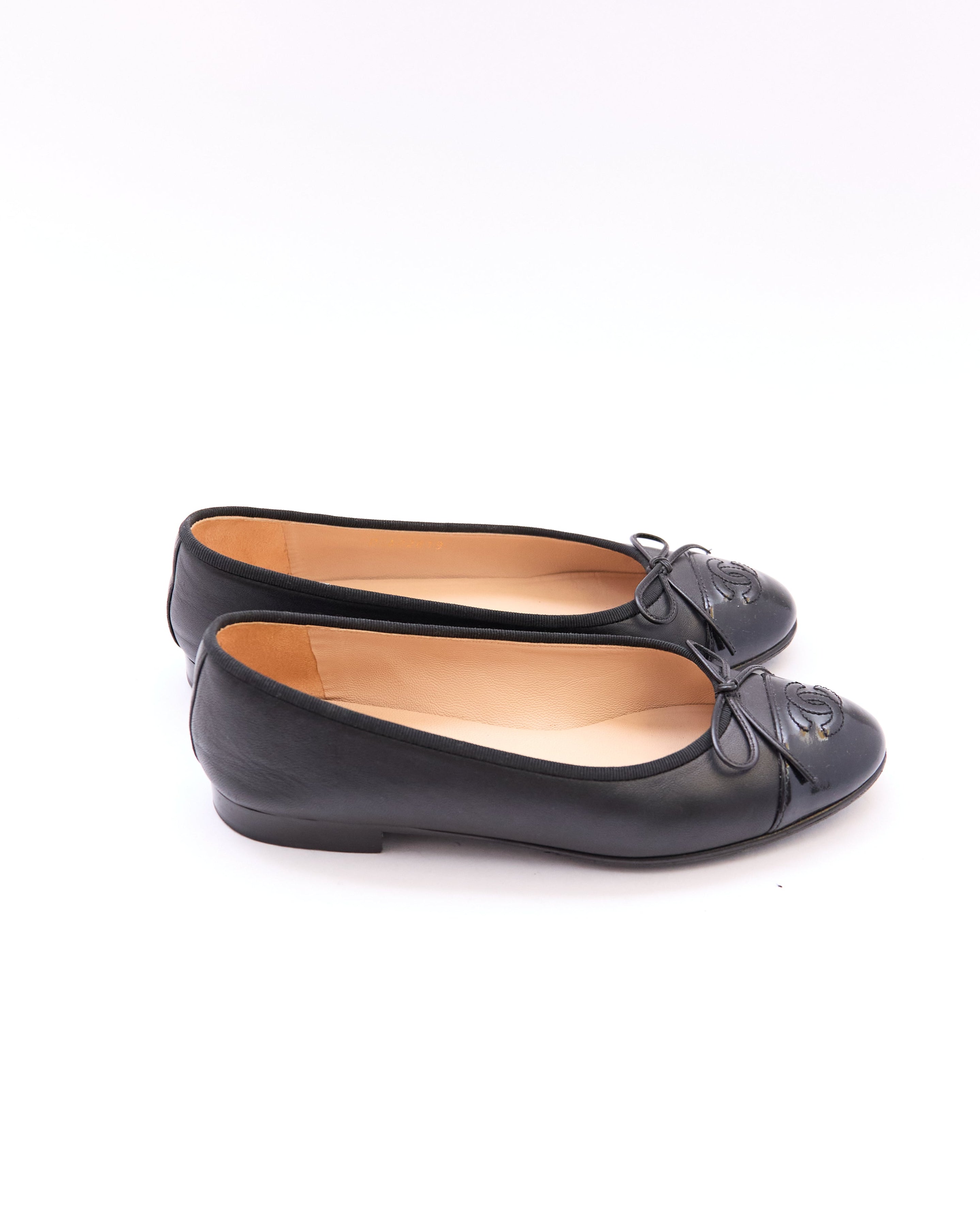 Chanel Black Leather Patent Toe Flats Size 36