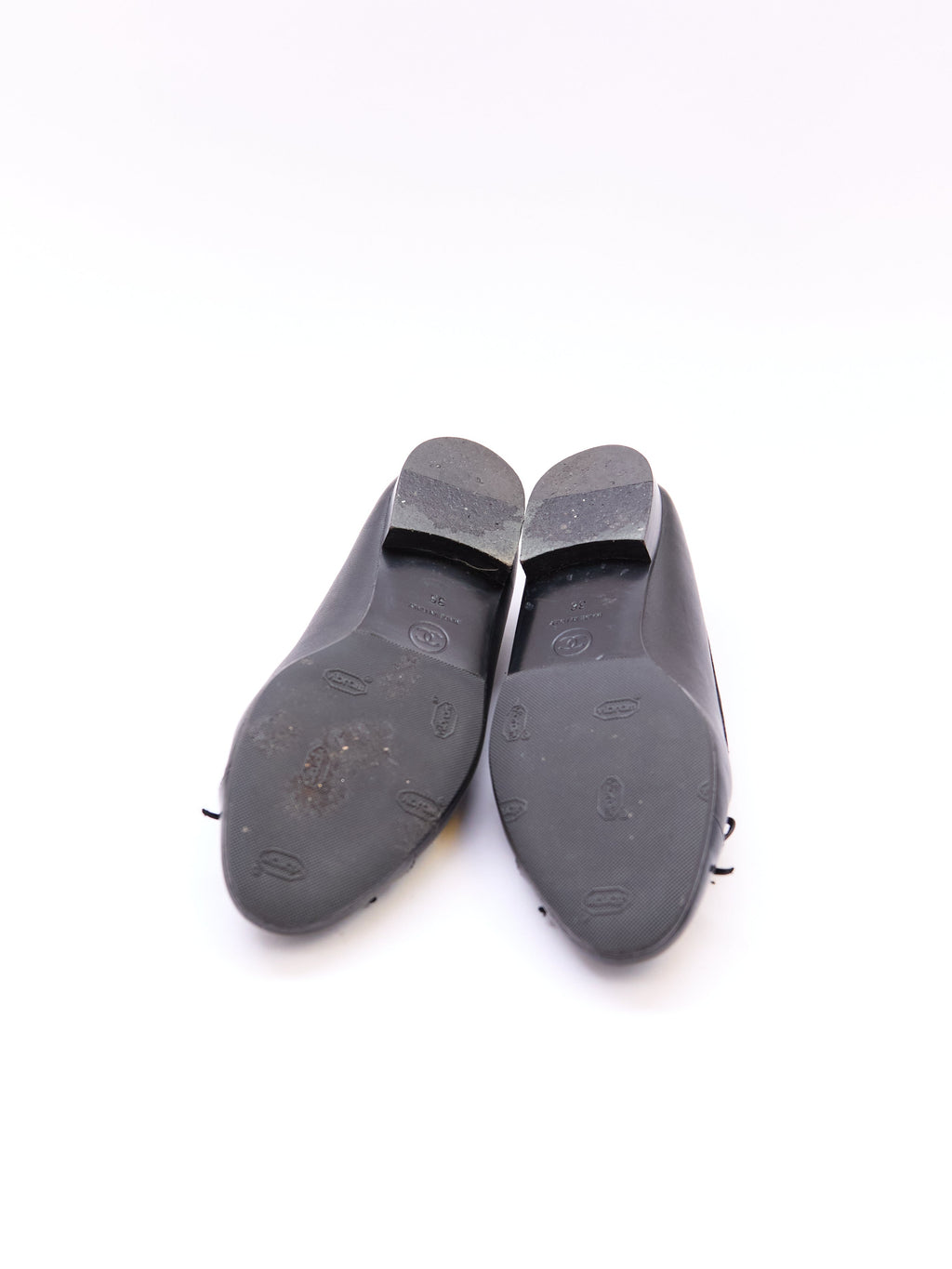 Chanel Black Leather Patent Toe Flats Size 36