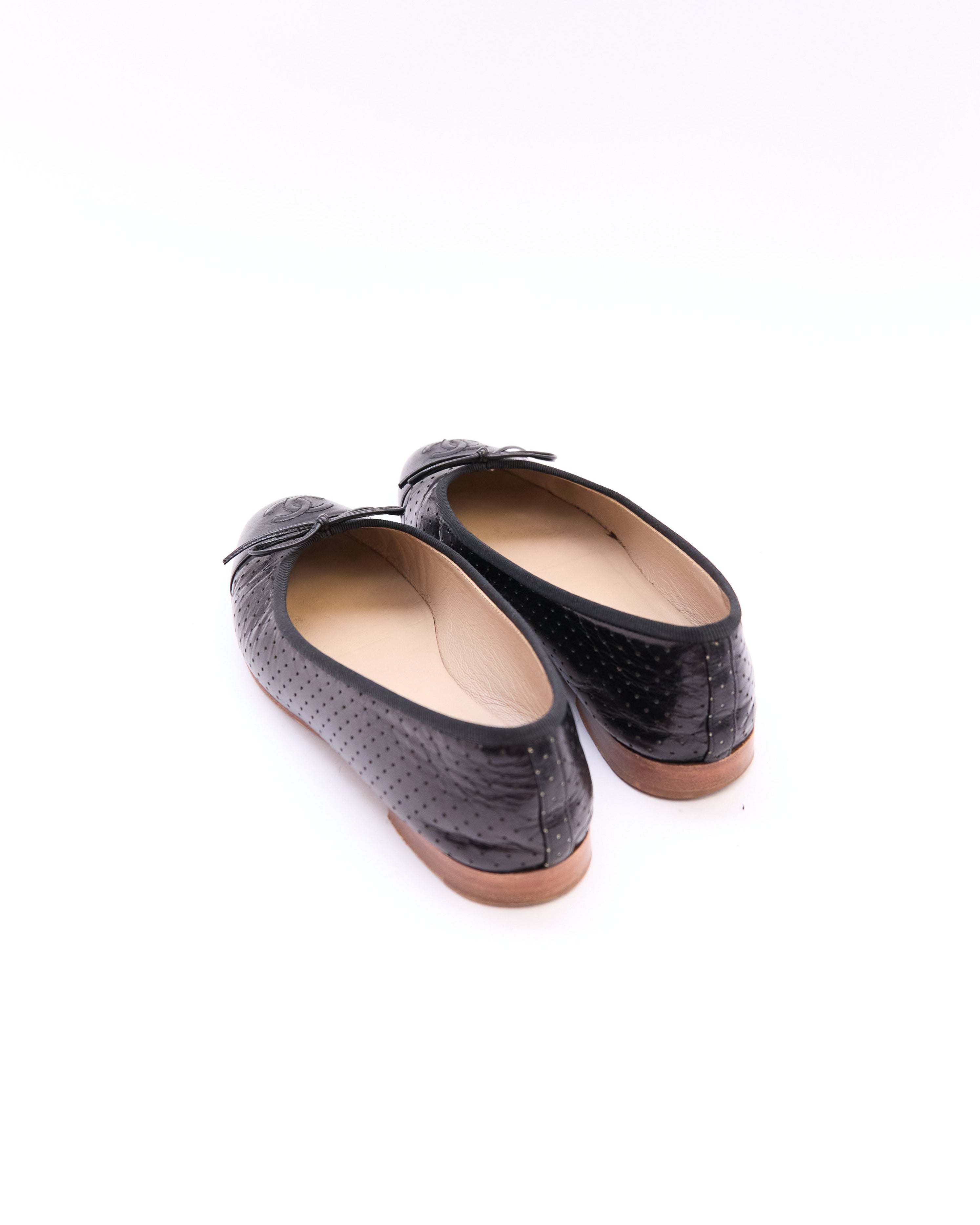 Chanel Black Leather Perforated Flats Size 35.5