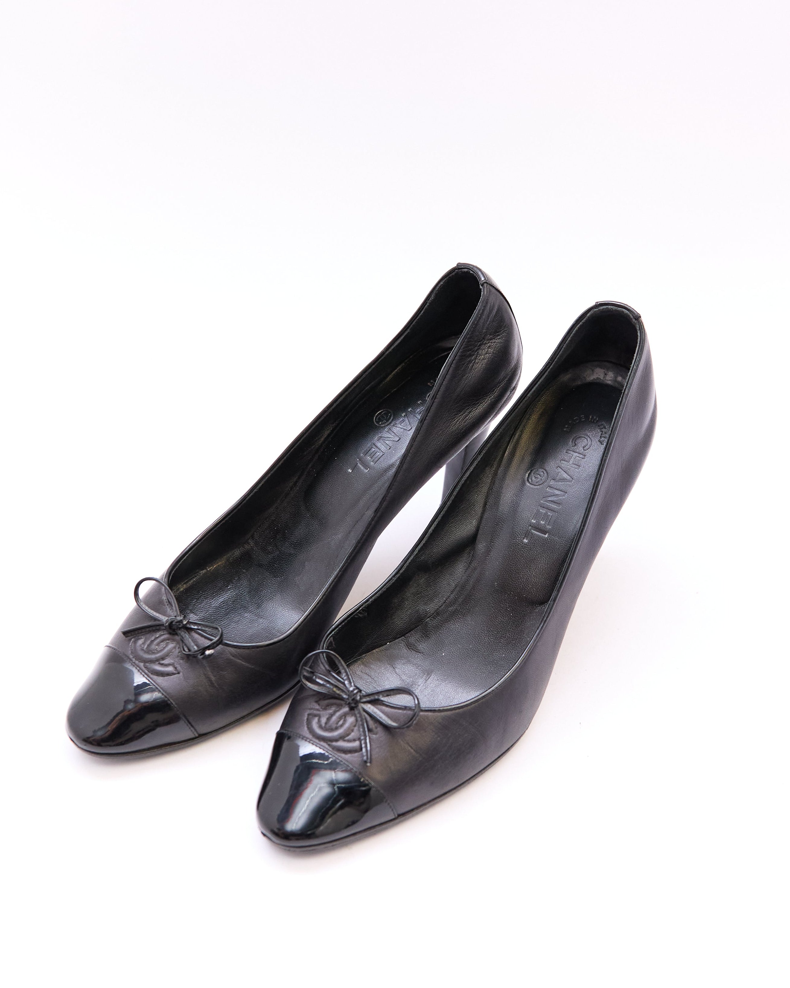 Chanel Black Leather Patent Toe Ballet Pumps Size 39.5