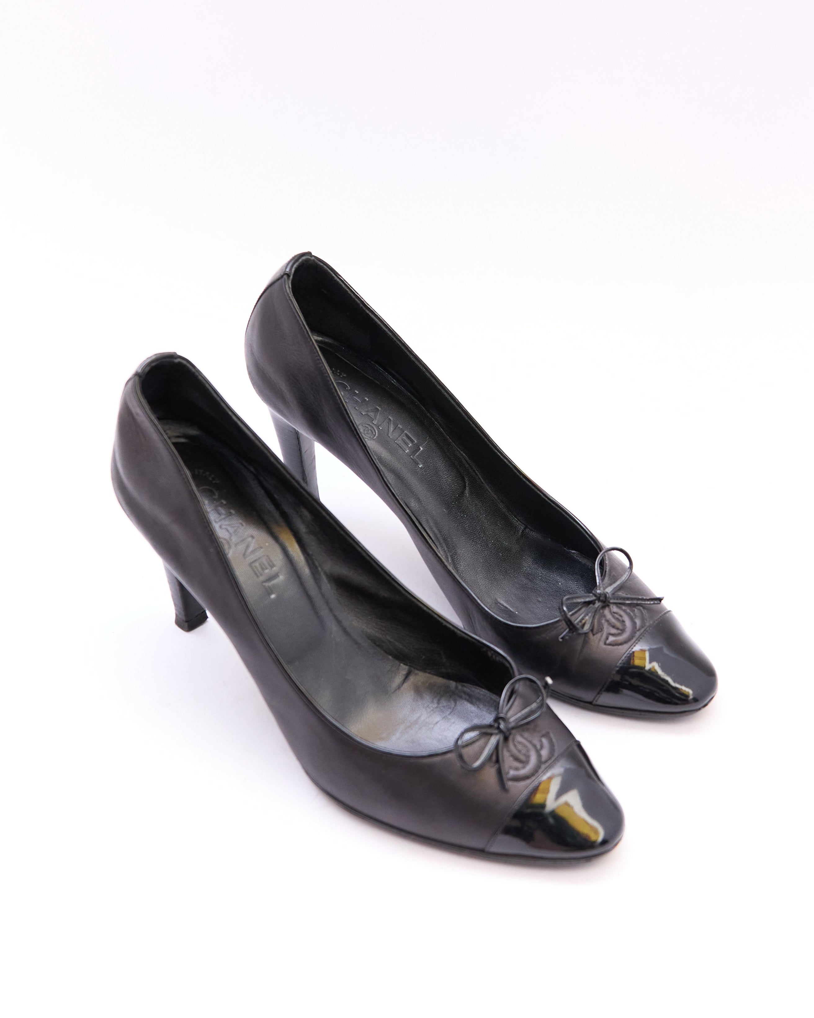 Chanel Black Leather Patent Toe Ballet Pumps Size 39.5