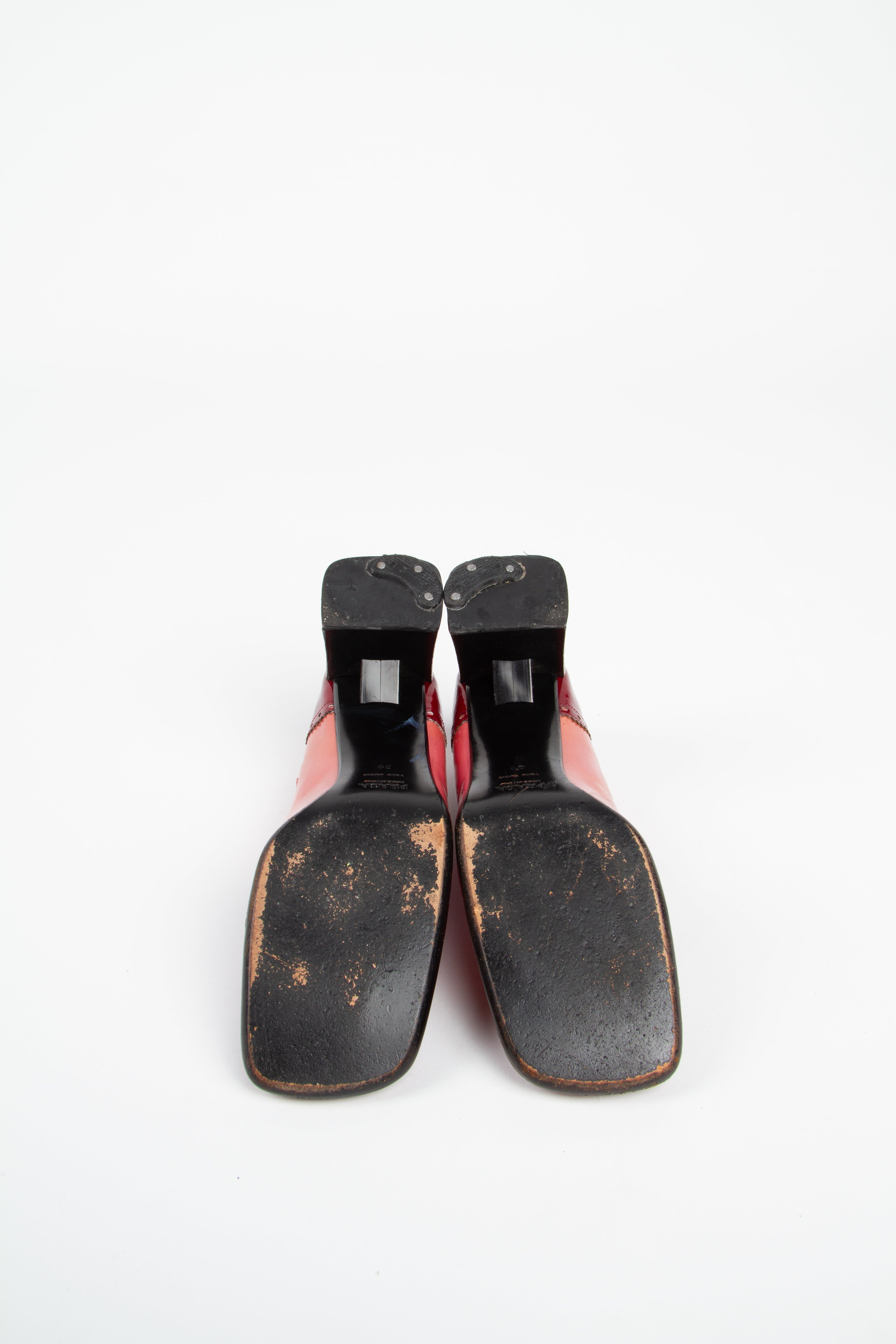 Vintage Prada FW 1999 Size 39 Pink and Red Patent Leather Mary Janes | Y2K Designer Heels Shoes