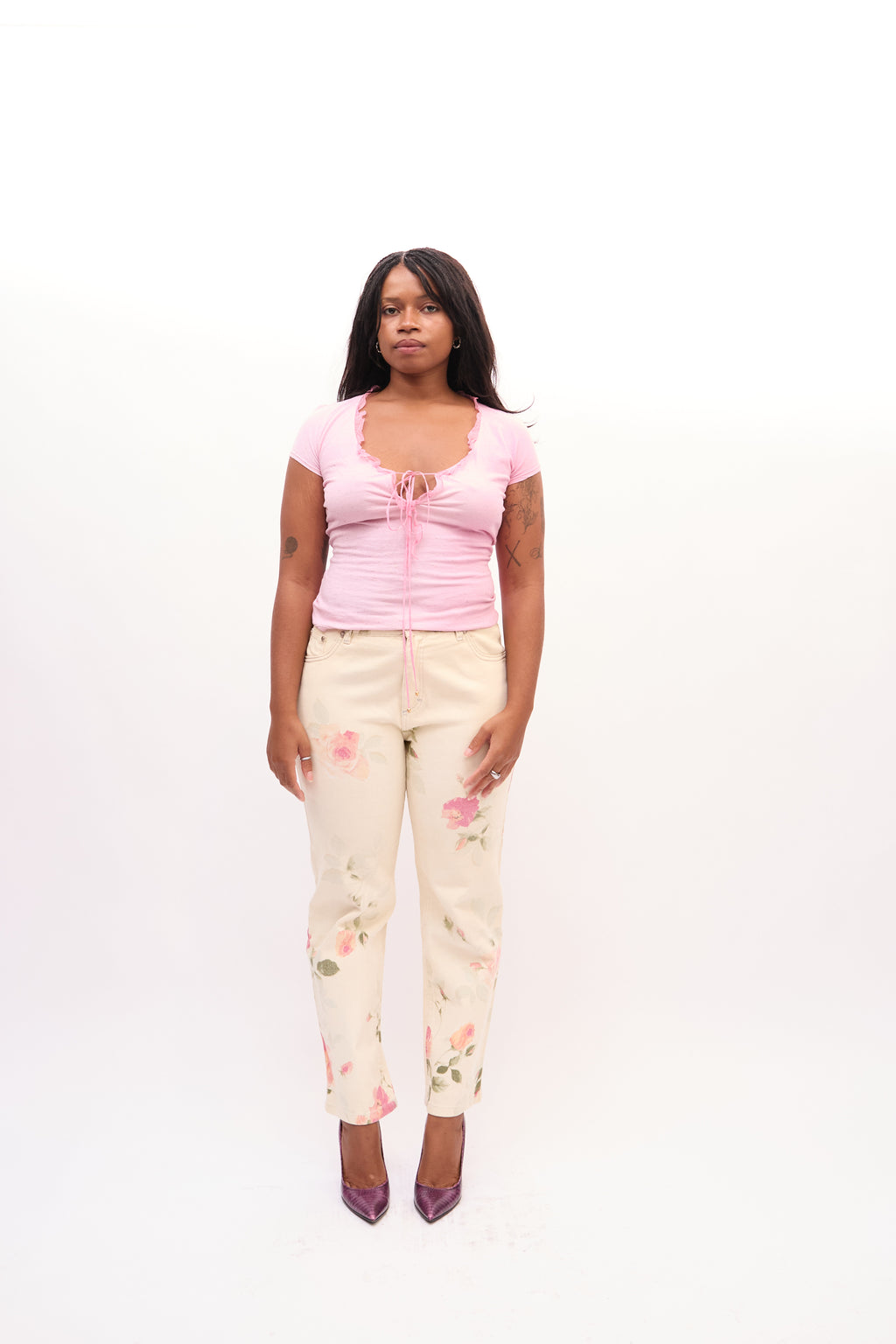 2000s Roberto Cavalli Cream Pink Floral Rose Print Top Jeans Set