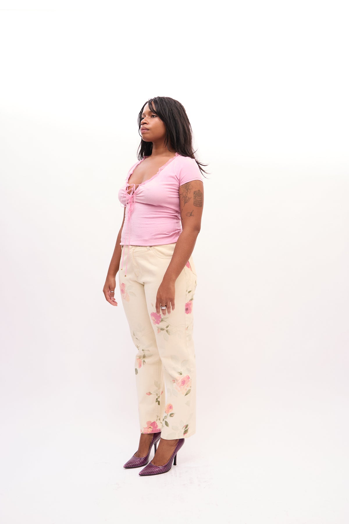 2000s Roberto Cavalli Cream Pink Floral Rose Print Top Jeans Set