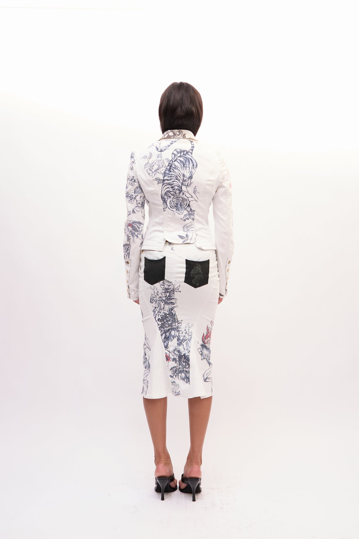 2003 Roberto Cavalli White Mon Amour Tattoo Print Jacket Skirt Set