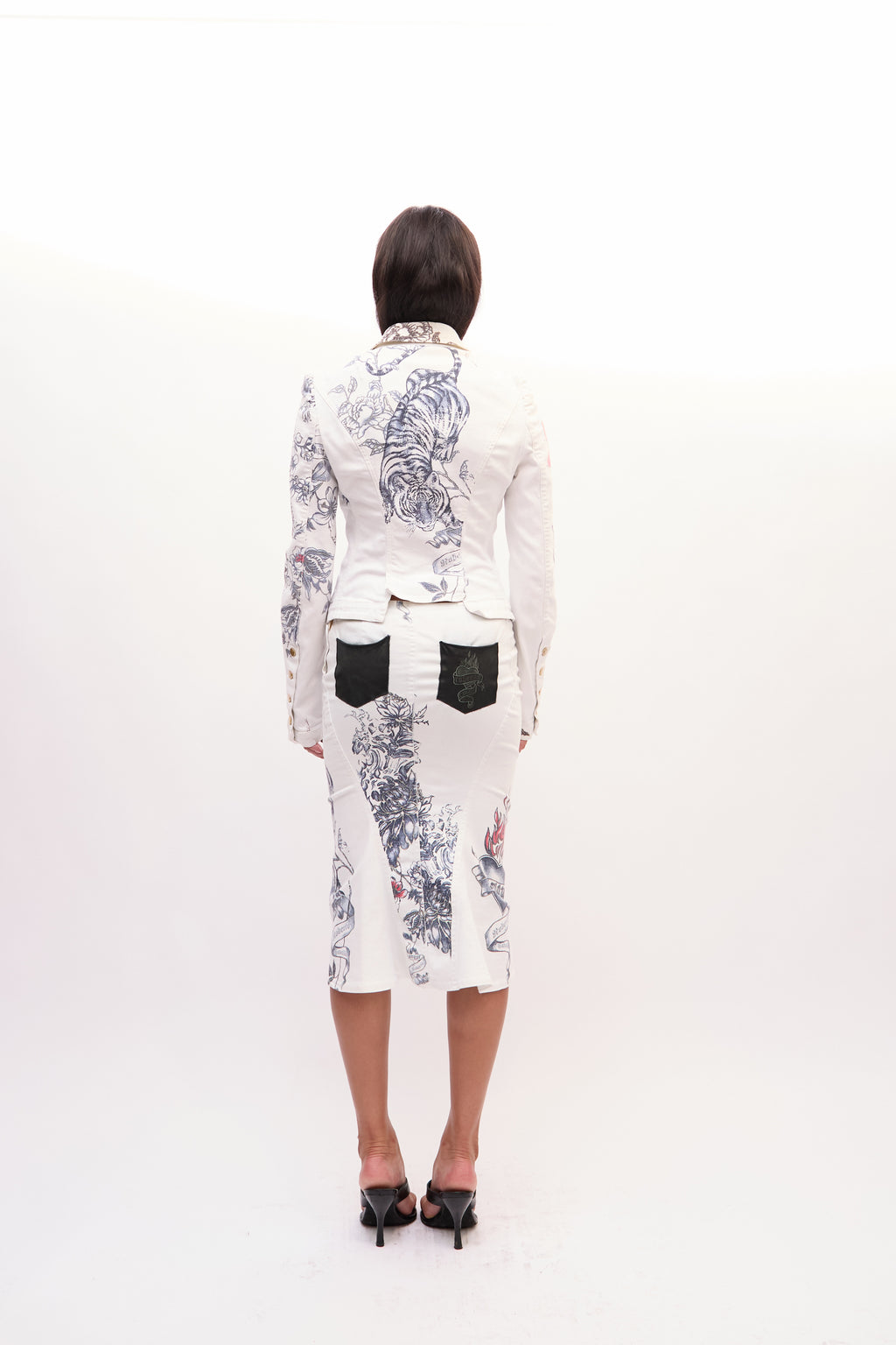 2003 Roberto Cavalli White Mon Amour Tattoo Print Jacket Skirt Set