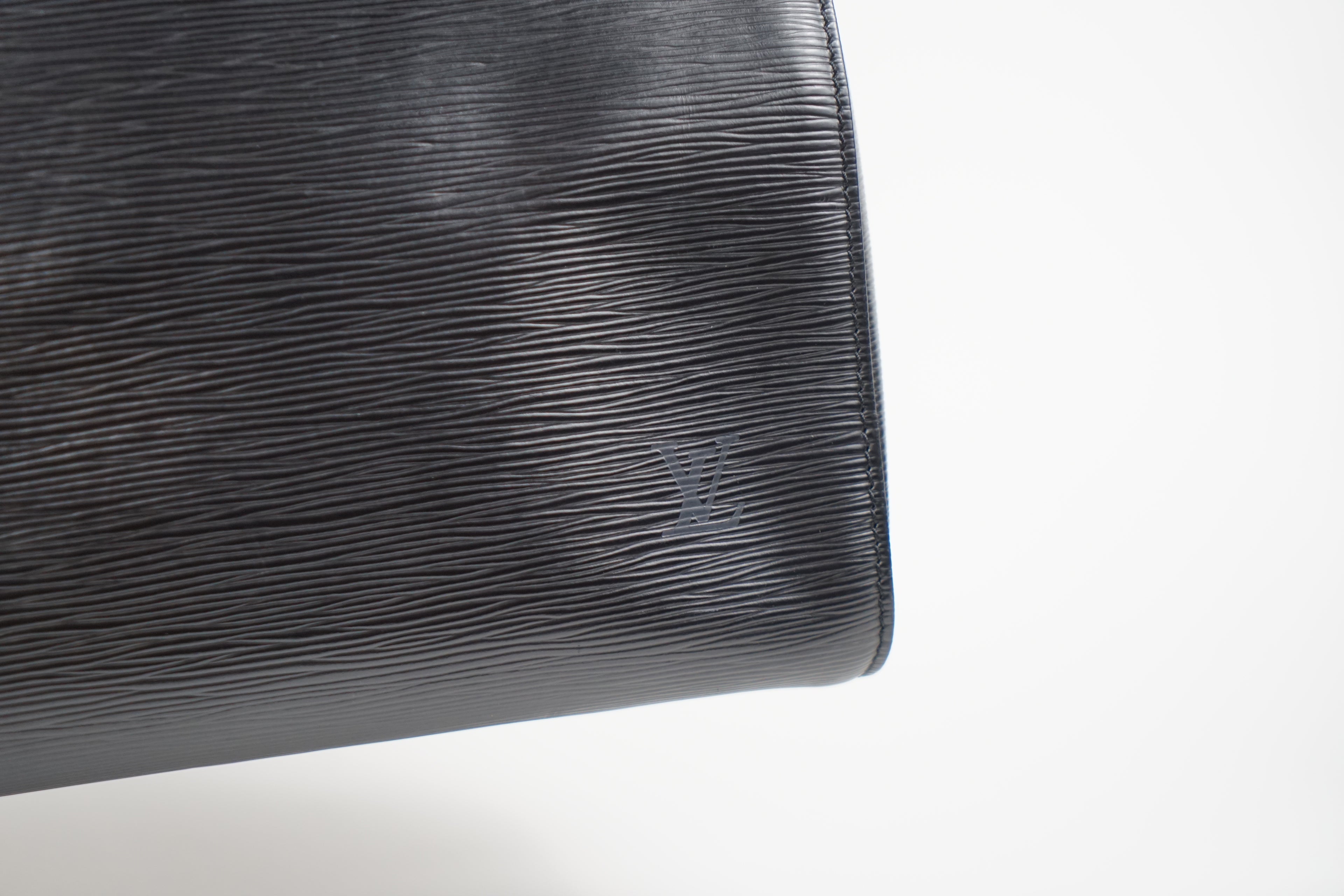 Louis Vuitton Black Epi Leather Speedy 30
