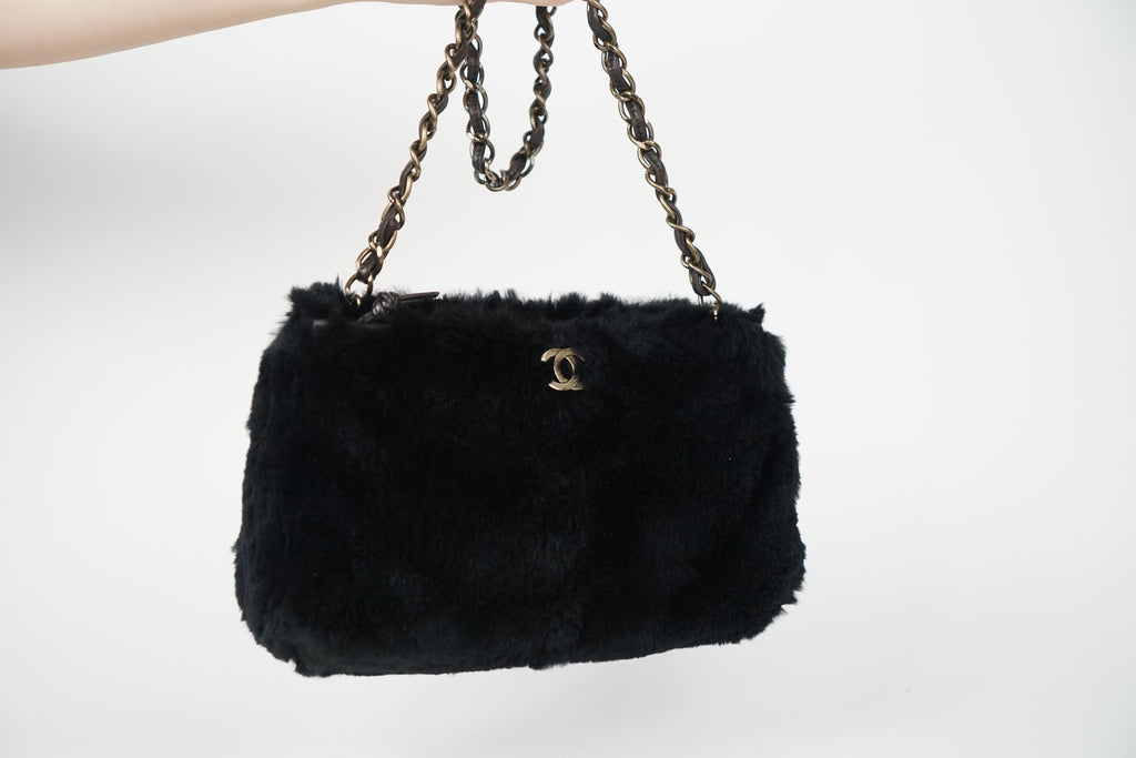 00's Chanel Black Rabbit Fur Crossbody Bag