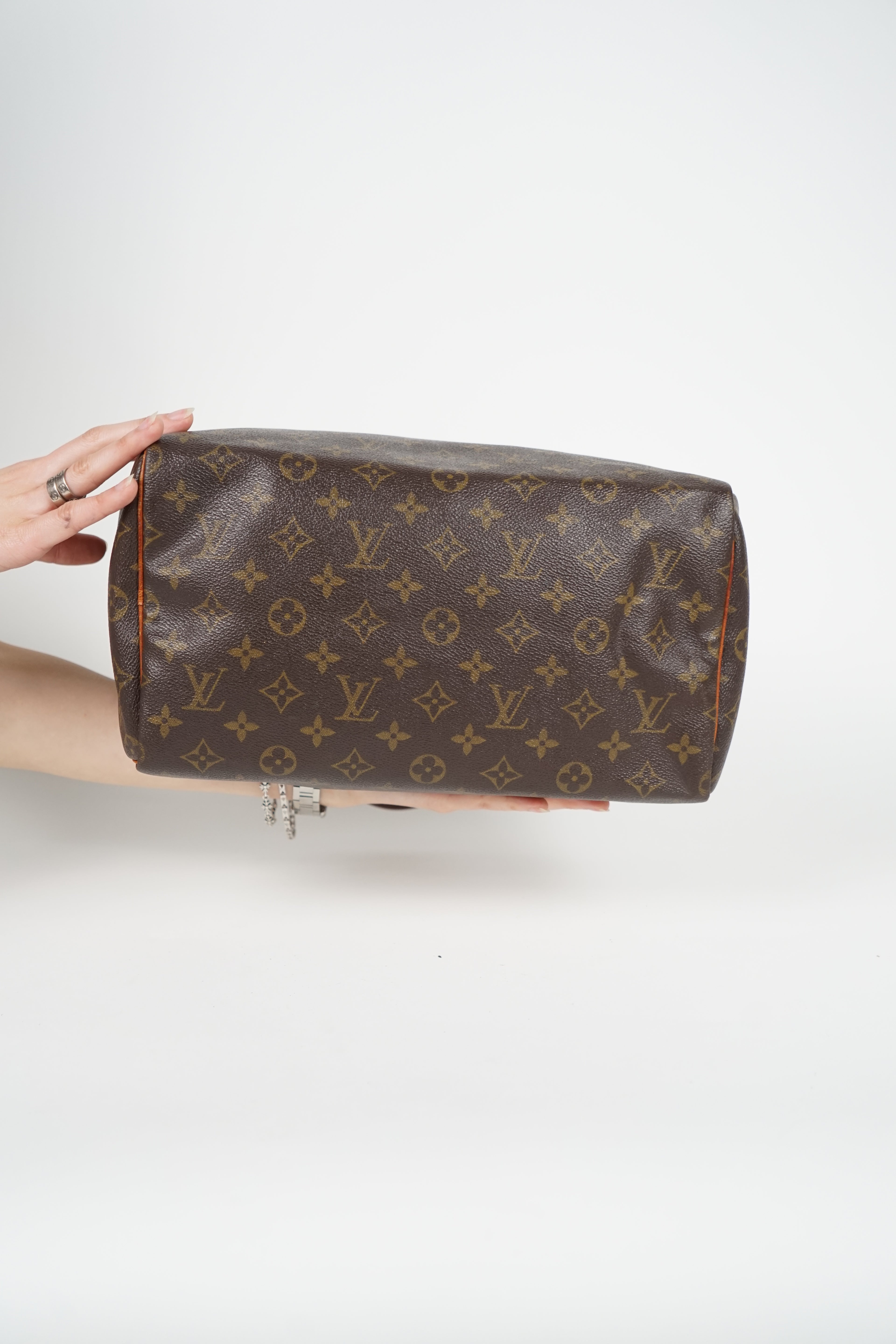 Vintage Louis Vuitton Classic Monogram Speedy Bag 30
