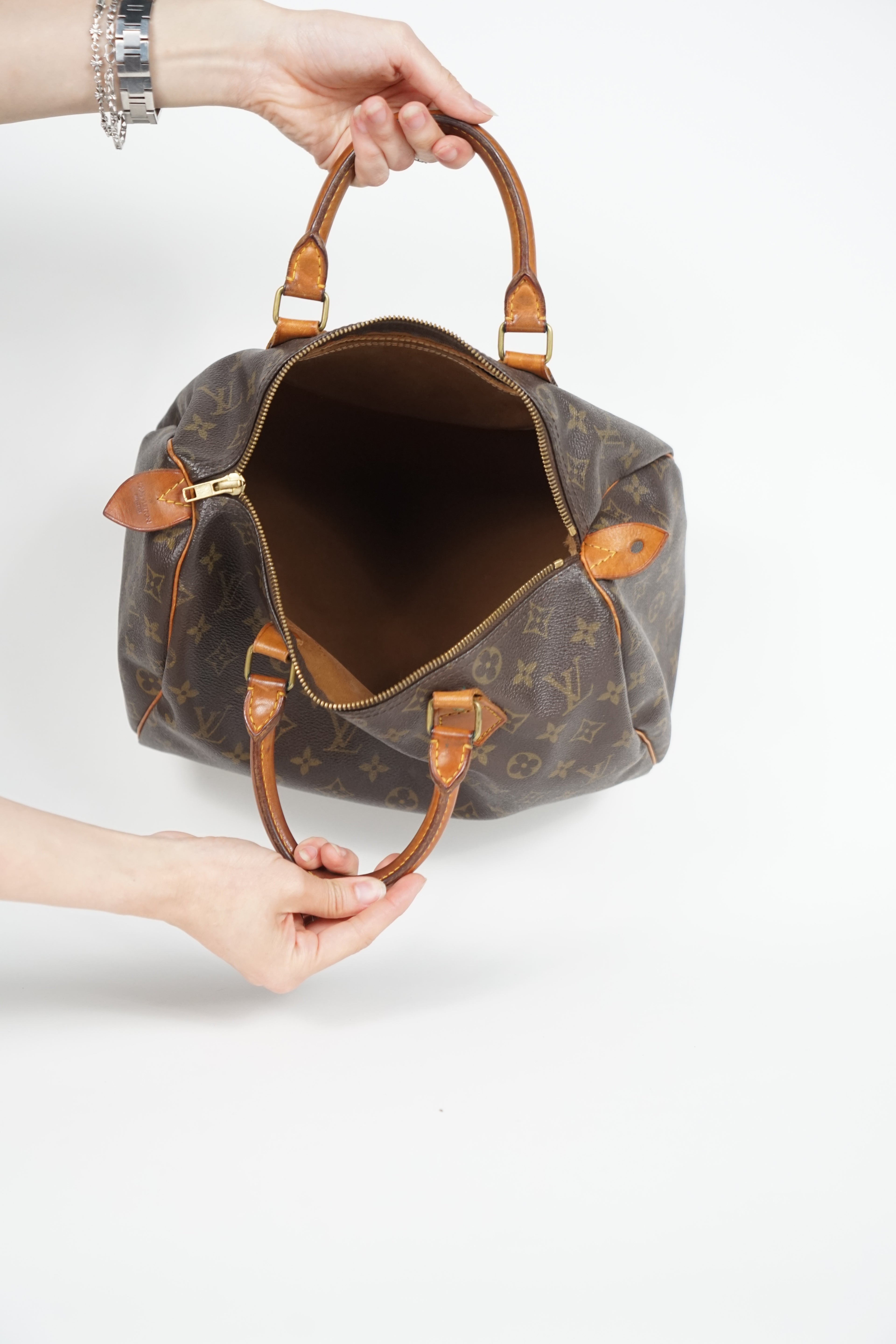 Vintage Louis Vuitton Classic Monogram Speedy Bag 30