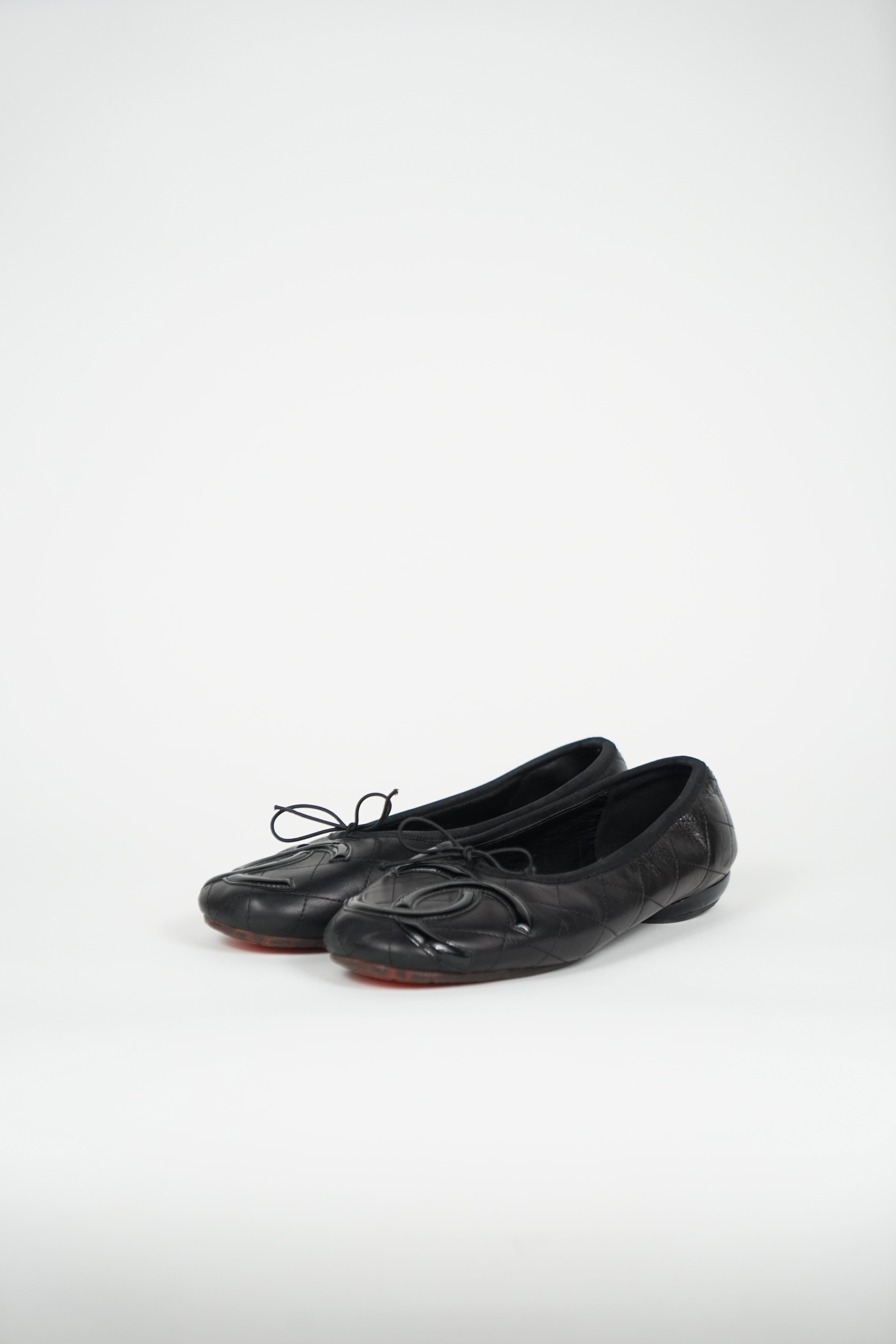Chanel Black CC Cambon Logo Flats, 38 FR