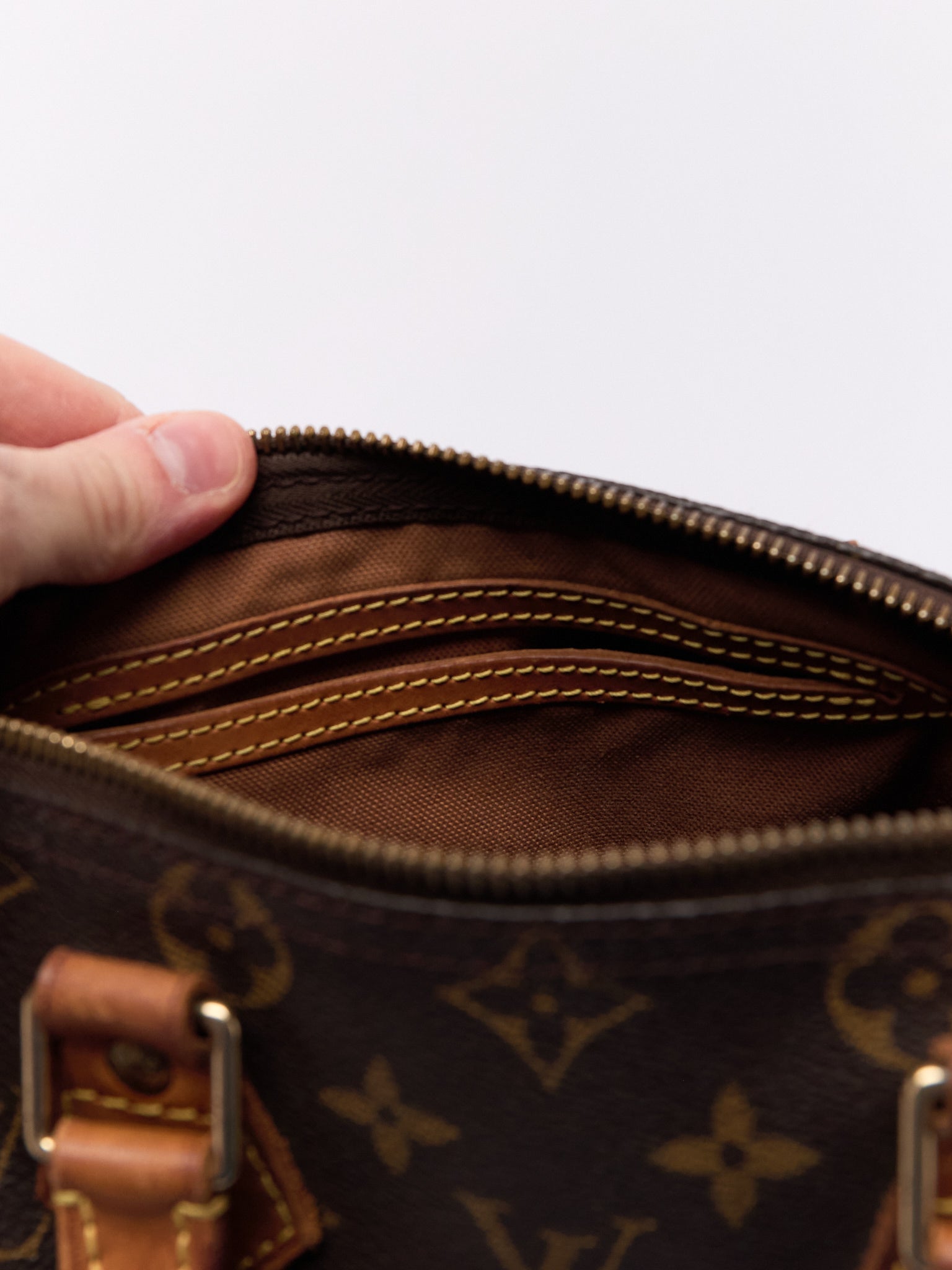 Louis Vuitton Speedy 25 Brown Monogram Handbag