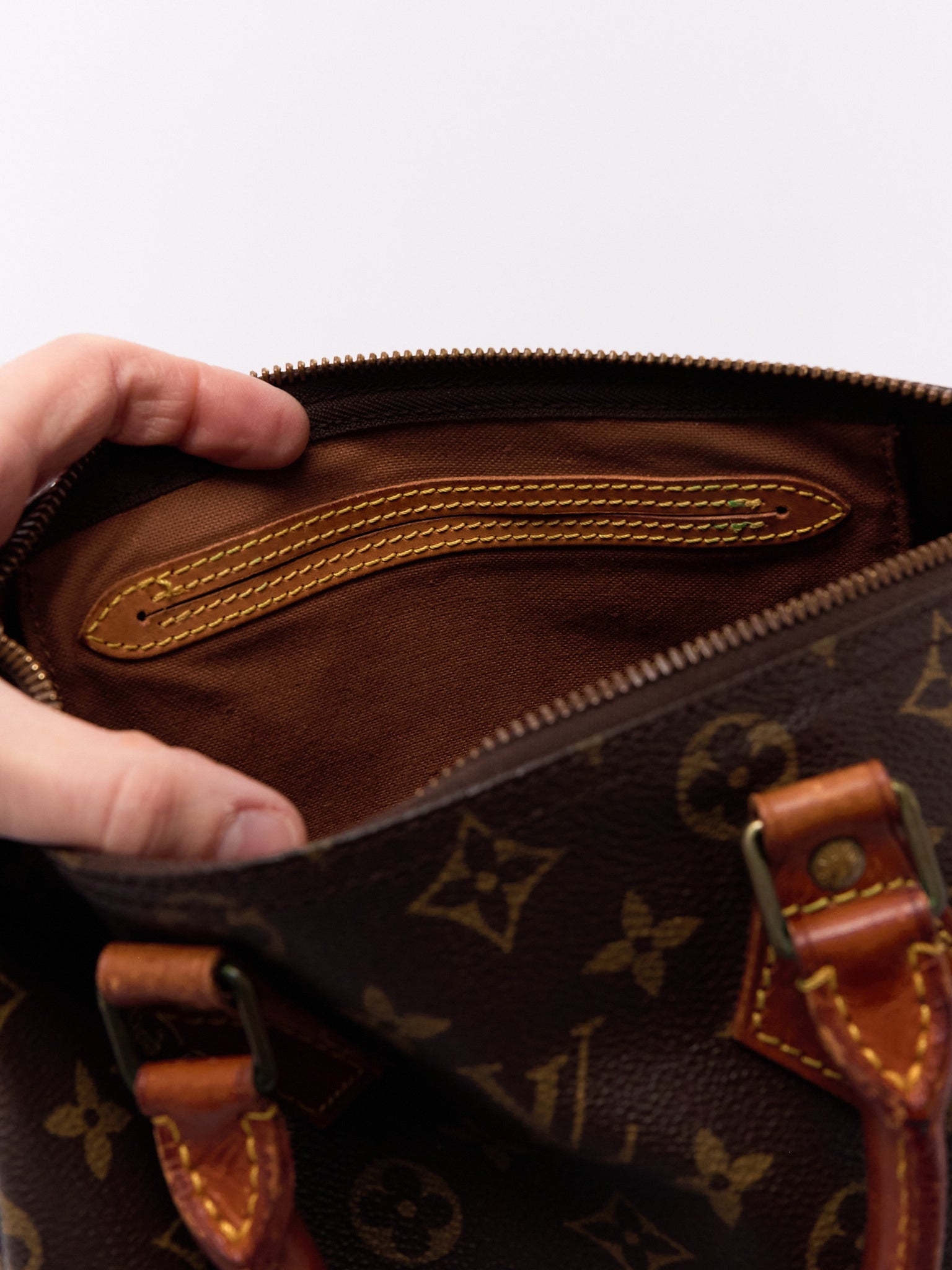 Louis Vuitton Speedy 25 Brown Monogram Handbag