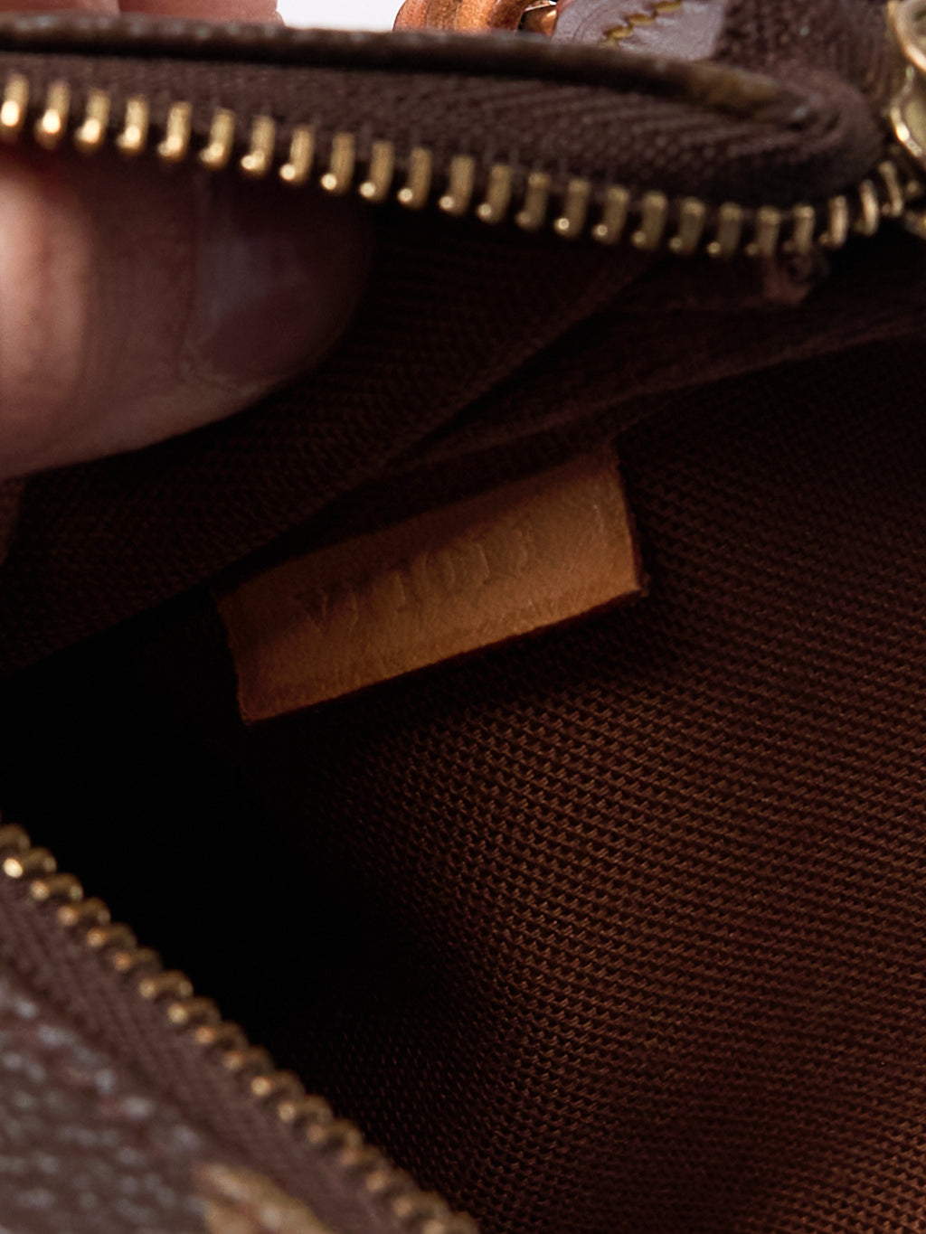 90's Louis Vuitton Pochette Accessoires Brown Monogram Pouch