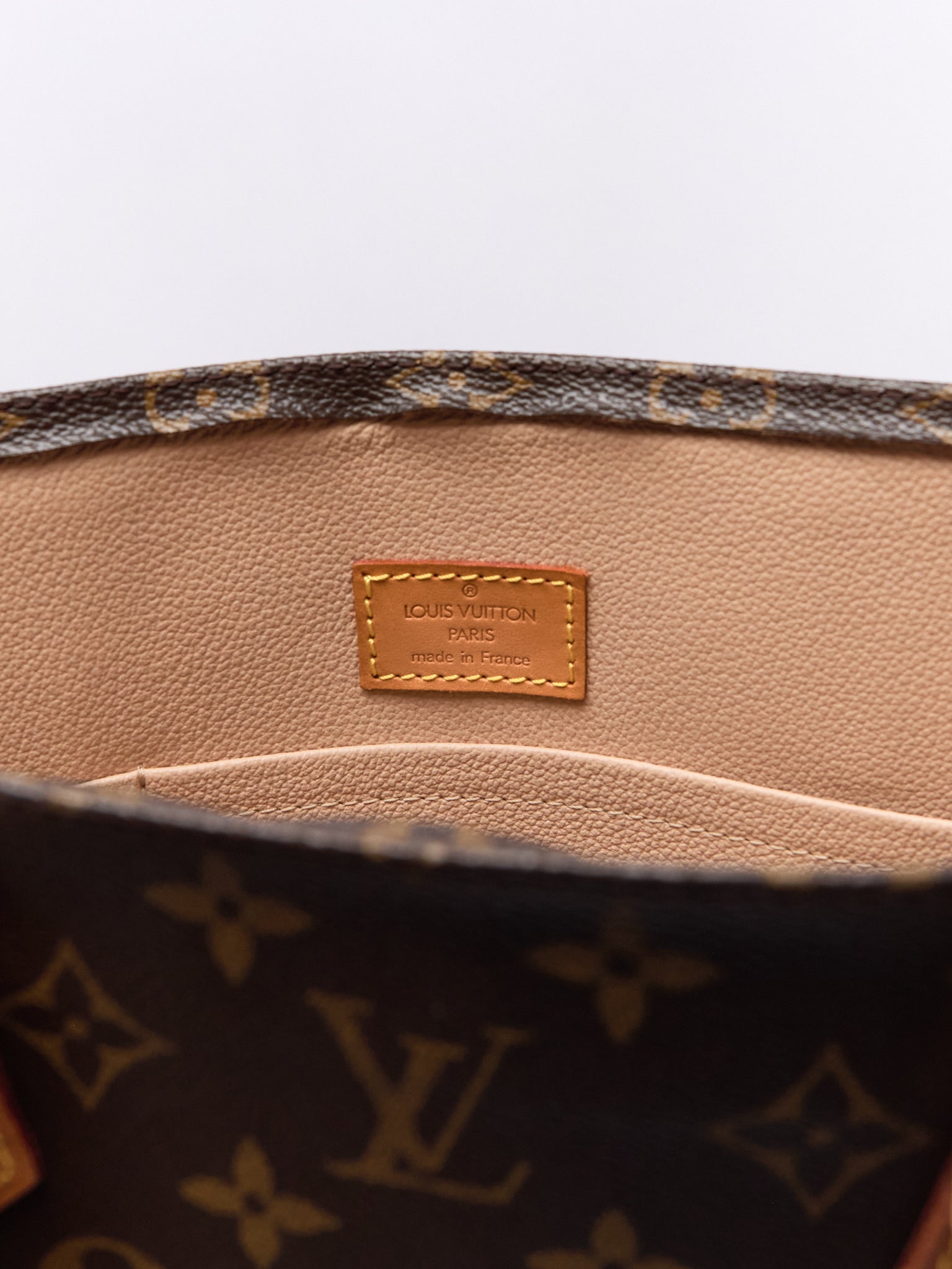 Louis Vuitton Monogram Sac Plat Handbag