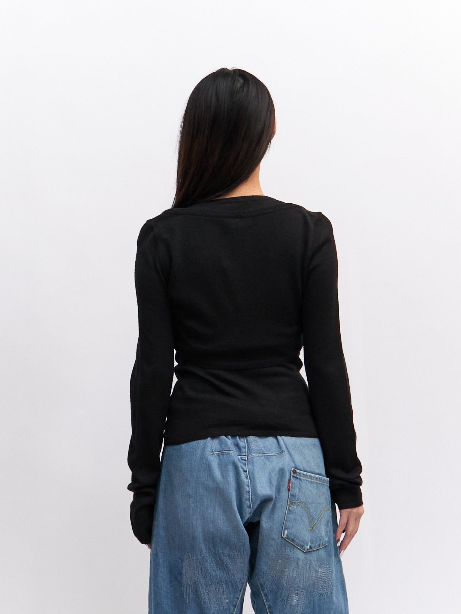 D&G Black VNeck Cropped Sweater Set