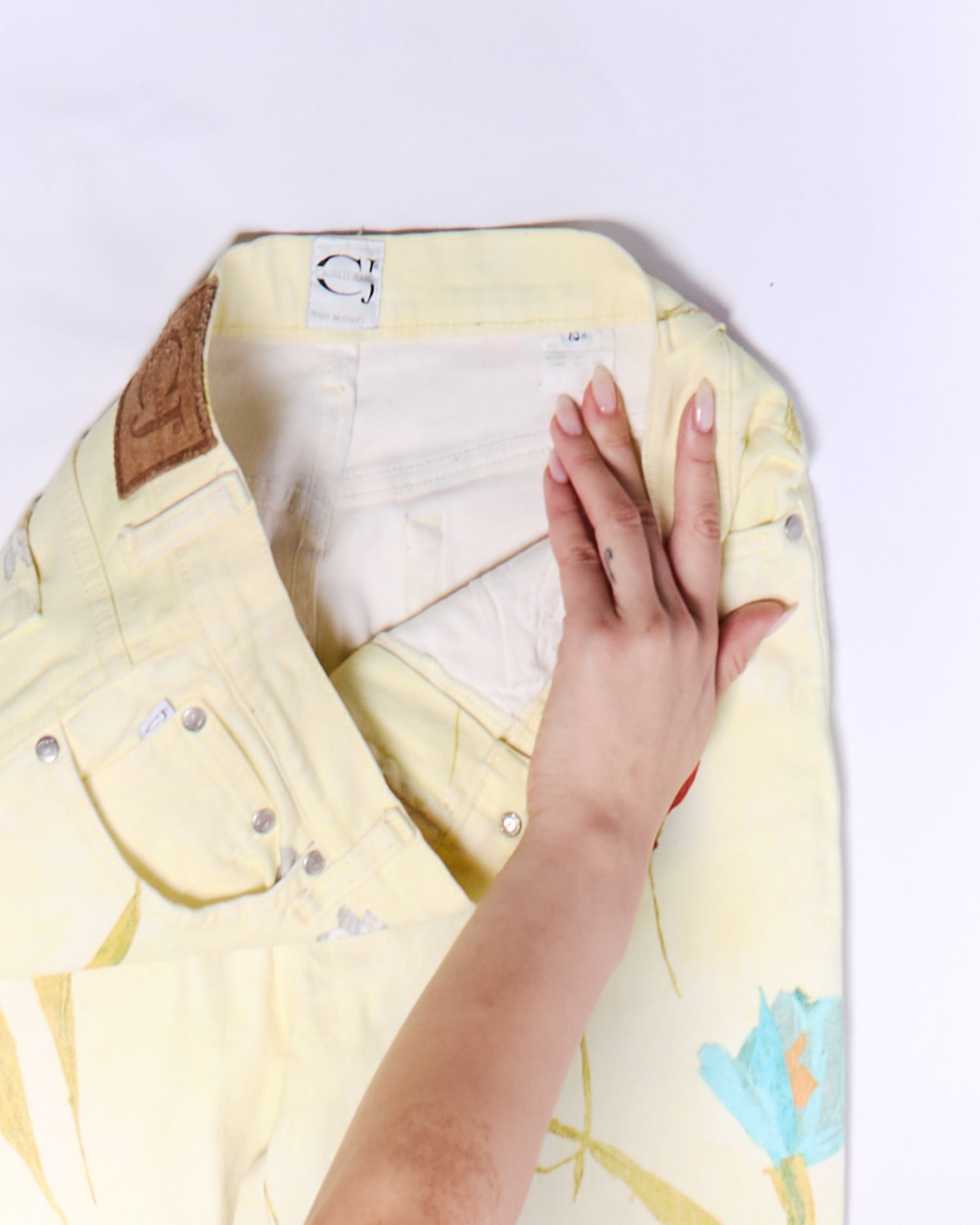2000's Cavalli Jeans Yellow Gradient Floral Print Jeans Size S