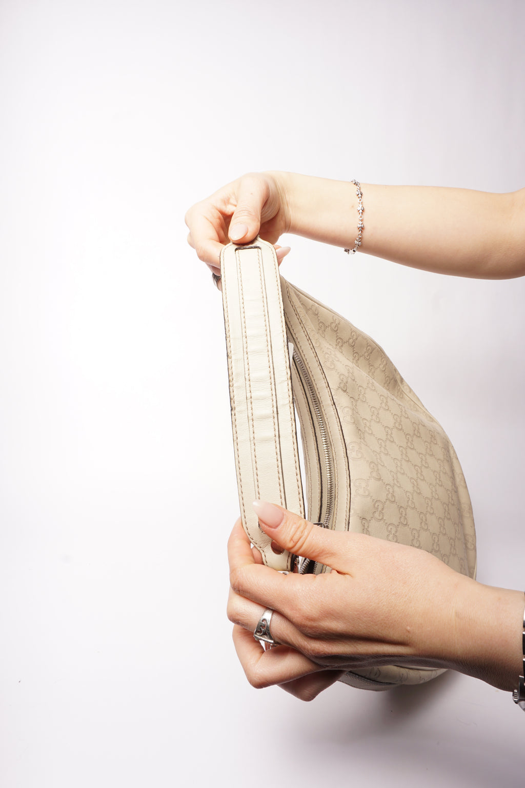 Gucci Beige Interlocking G Twins Shoulder Bag