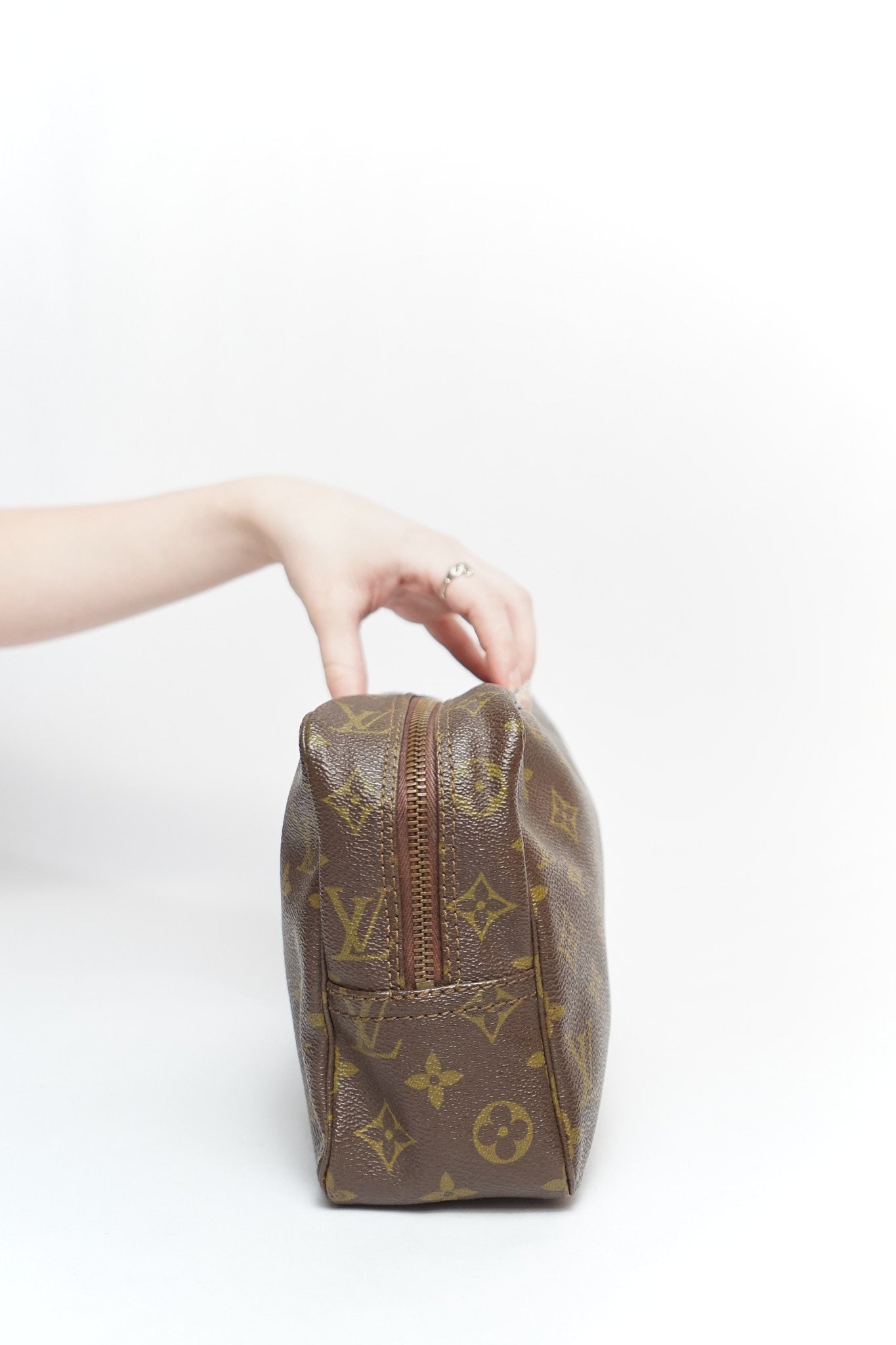 Louis Vuitton 28 Monogram Travel Pouch