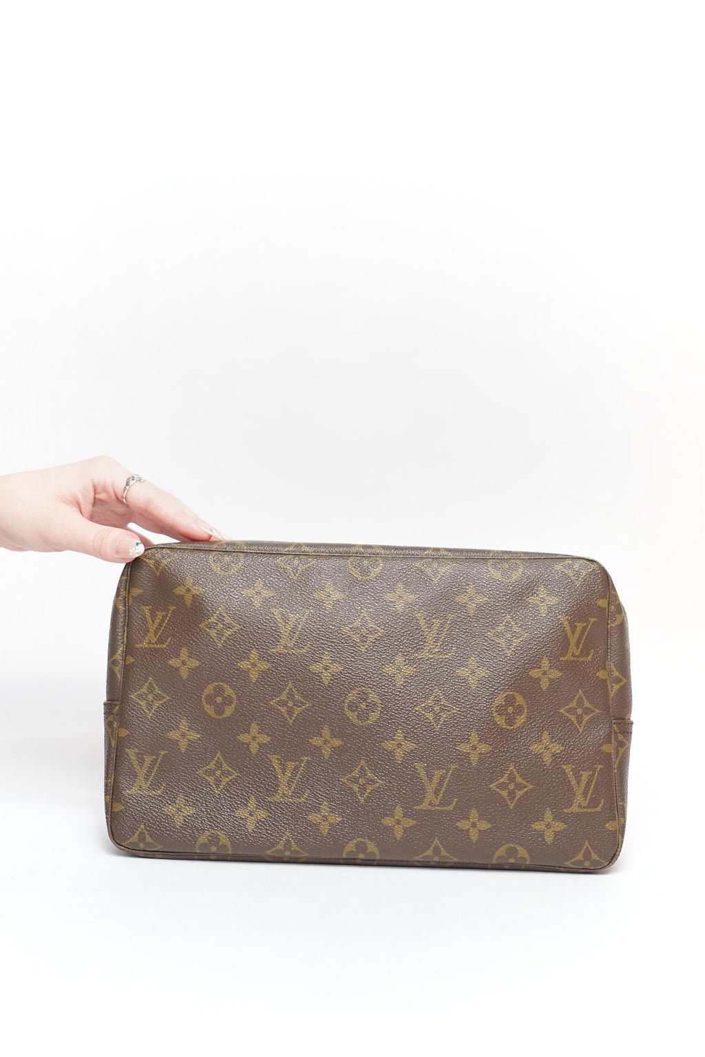 Louis Vuitton 28 Monogram Travel Pouch