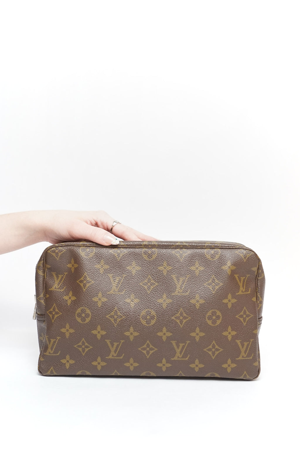 Louis Vuitton 28 Monogram Travel Pouch
