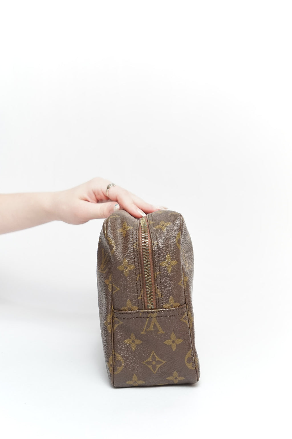 Louis Vuitton 28 Monogram Travel Pouch