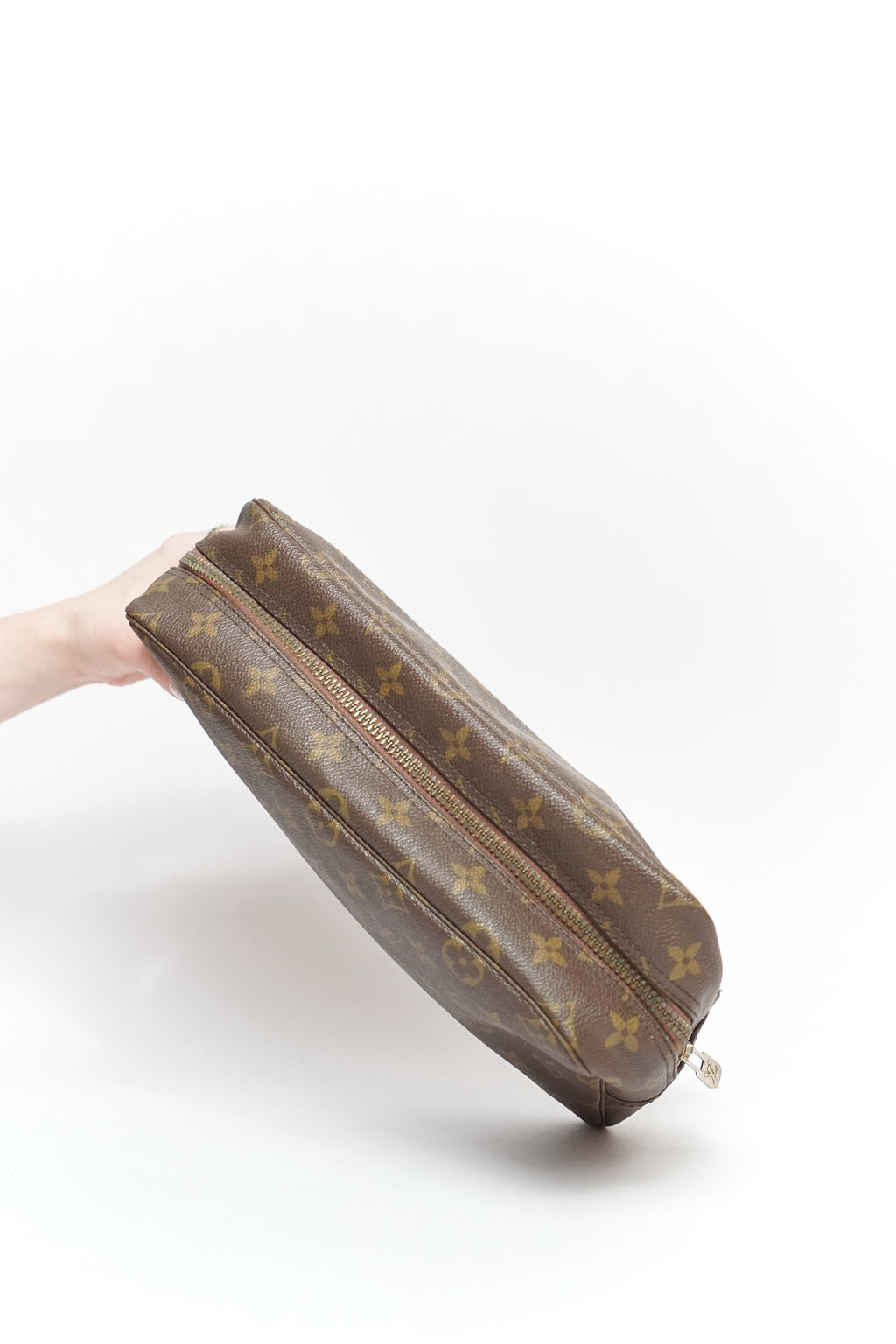 Louis Vuitton 28 Monogram Travel Pouch