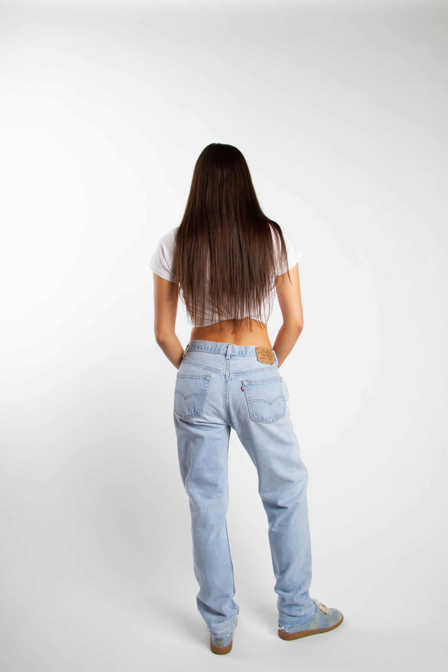 Vintage Levi's  501  Size 33 | Mid Rise Straight Leg Fit Light Medium Wash USA Denim Jeans  | 33" XL 16