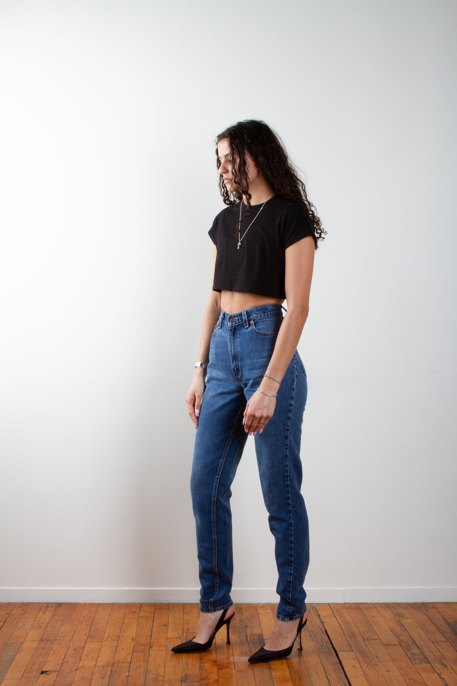 Vintage Levi's 512 Size 27 | Mid Rise Straight Leg Dark Wash Distressed Denim 80s 90s Jeans | 27" S 4